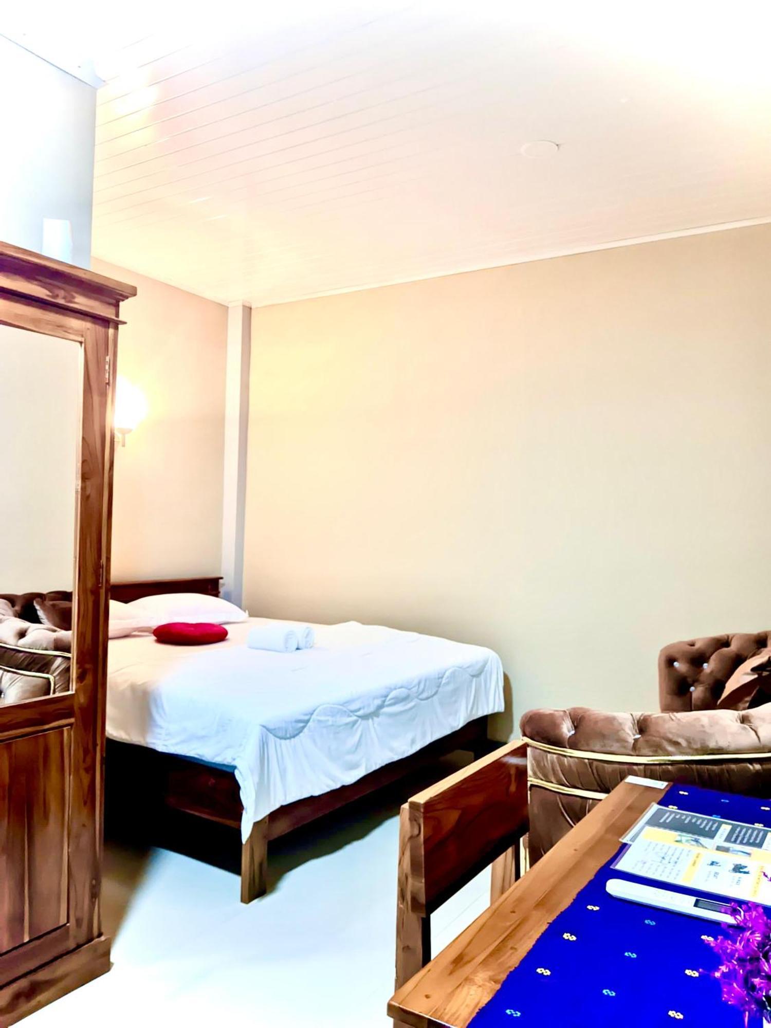 La Geiro Villa Labuan Bajo Εξωτερικό φωτογραφία